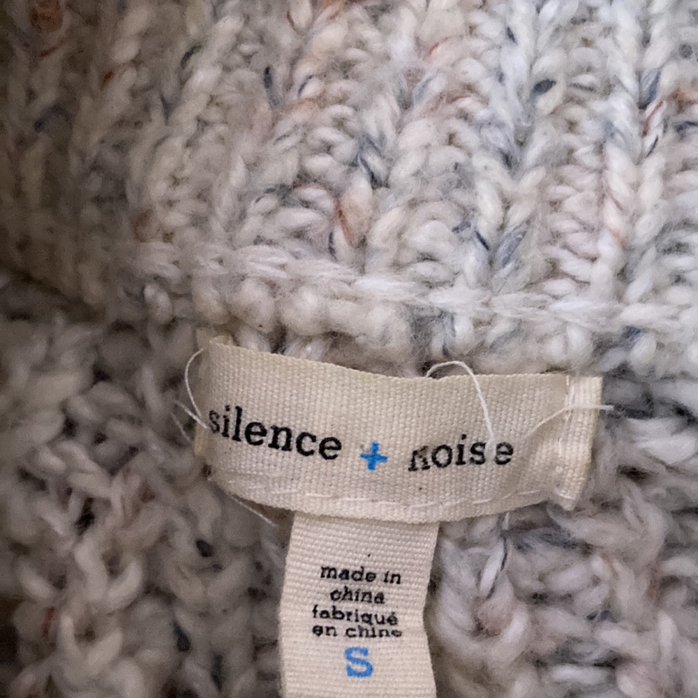 silence + noise chunky knit sweater - Picture 11 of 11